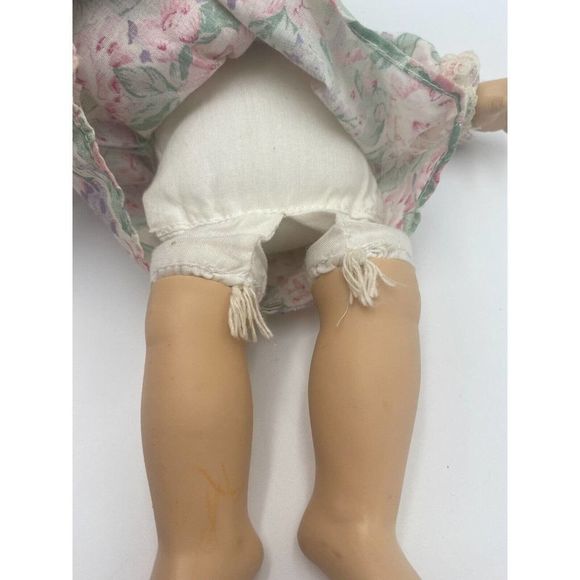 Baby so beautiful body is soft head hands legs are hard pink dress with flowers - Picture 2 of 4